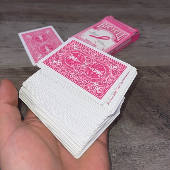 “BICYCLE BREAST CANCER EDITION PLAYING CARDS” (Great condition) - Picture 5 of 8